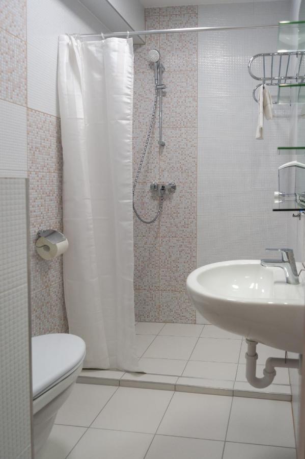 Vivien Szallo Szeged Ngoại thất bức ảnh