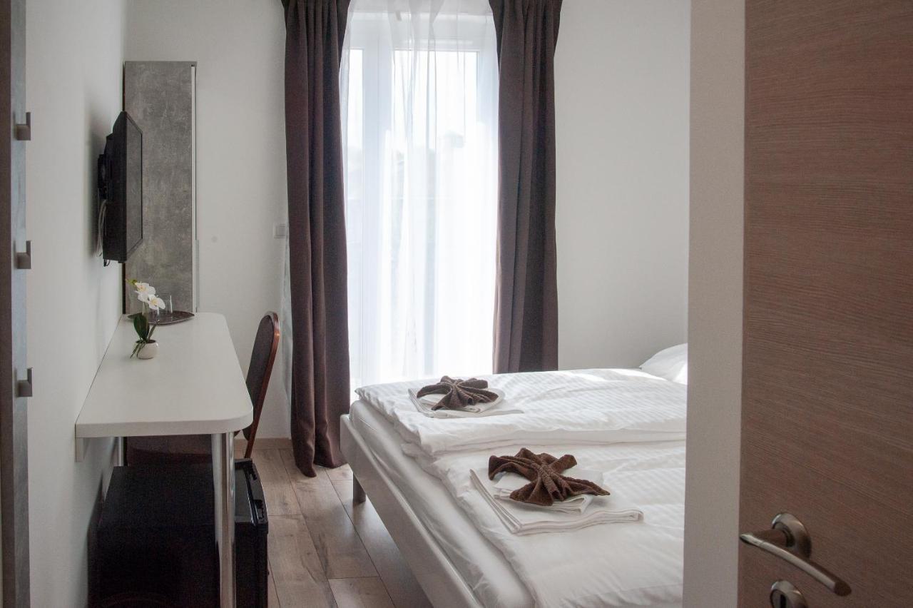 Vivien Szallo Szeged Ngoại thất bức ảnh